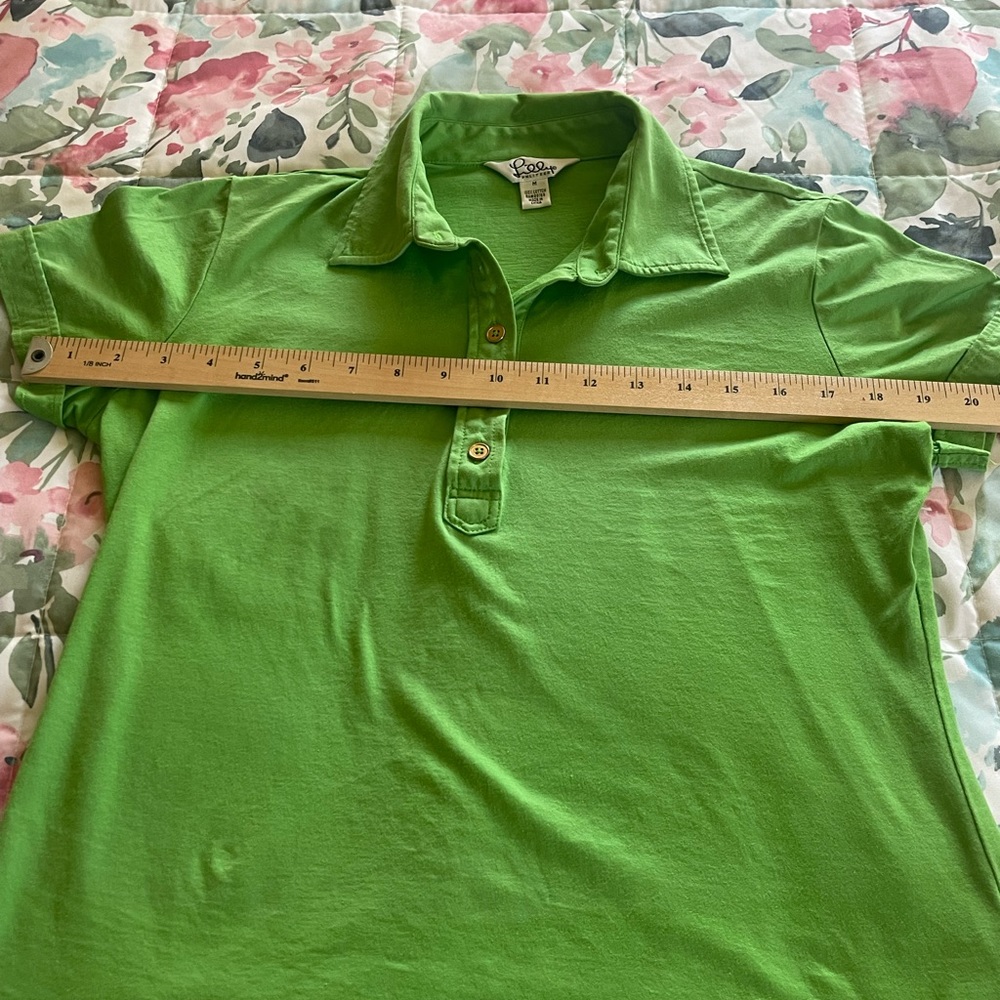Lilly Pulitzer Green shirt sleeved top, size medium. - Picture 6 of 7